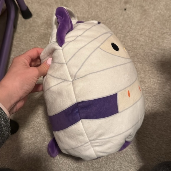 Squishmallows Original Holly Mummy Owl Halloween Treat Pail - Picture 6 of 8